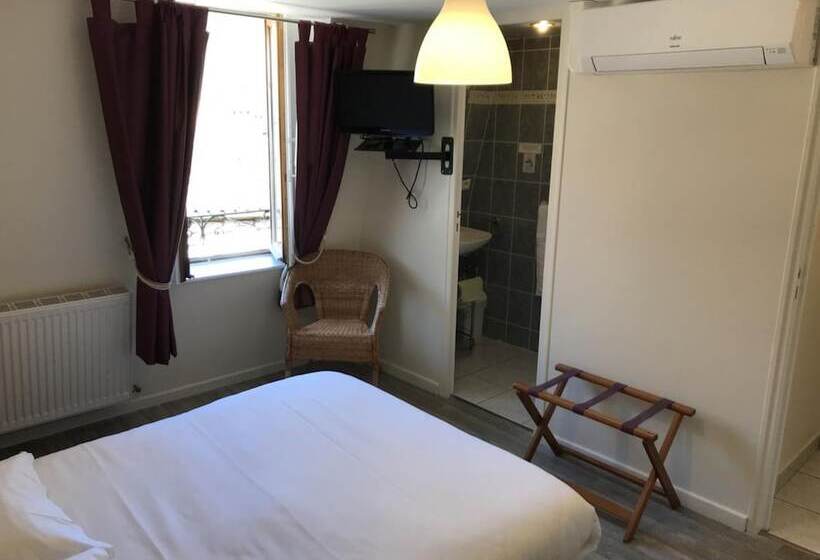 فندق Logis Auberge De La Fontaine