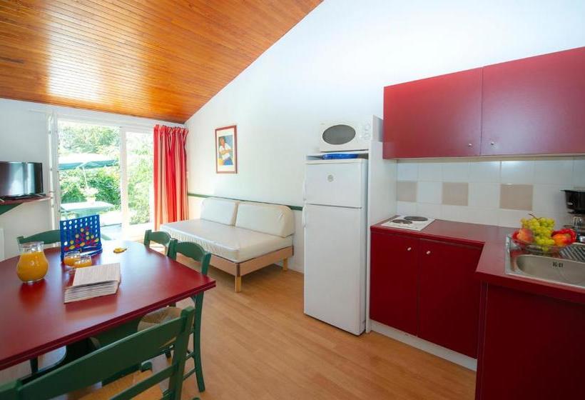 בית מלון כפרי Club Découverte Vacanciel Cambo Les Bains