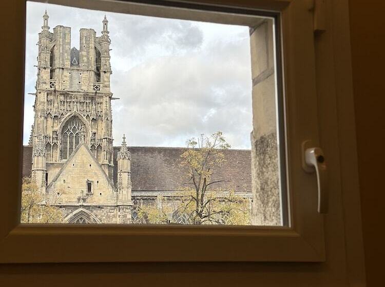 호텔 Hôtel De Caen