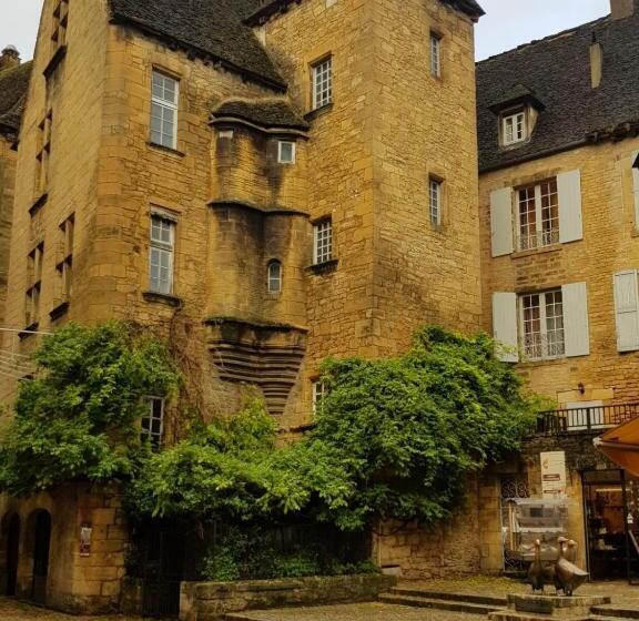 酒店 Hôtel Confort Le Moulin Rouge