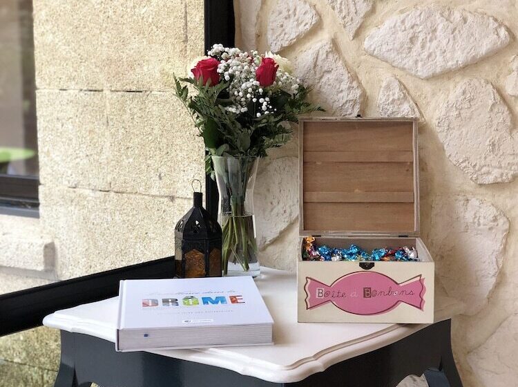 호텔 Hôtel La Table 2 Giffon