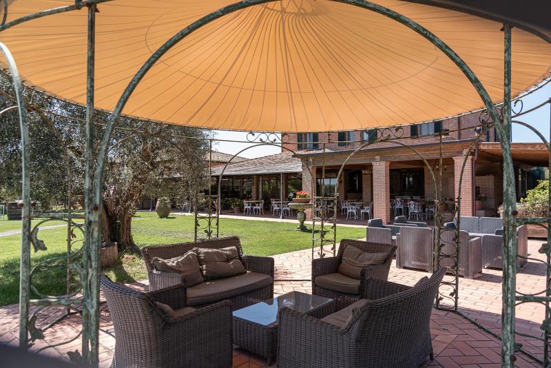 ホテル Locanda Poggioleone