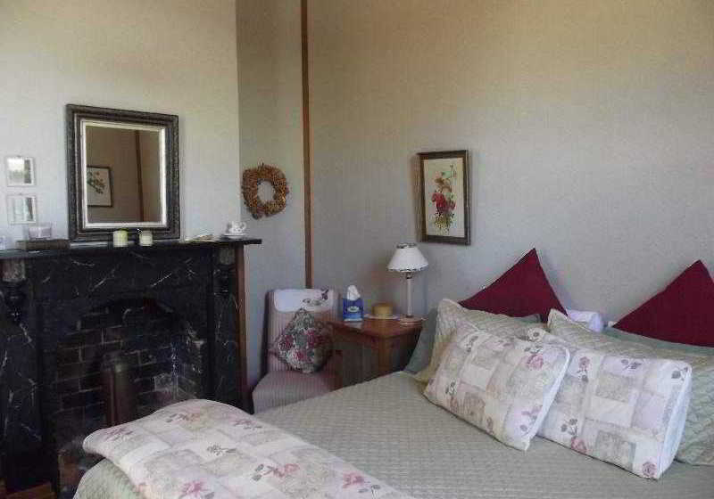 Mcintosh Cottages
