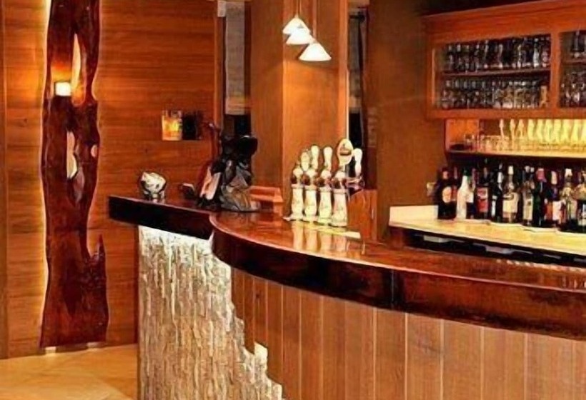 בית מלון כפרי Hôtel Restaurant A L Aigle