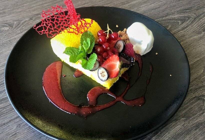 בית מלון כפרי Logis Hôtel & Restaurant Les Mouettes   Larmor Plage, Proche De Lorient