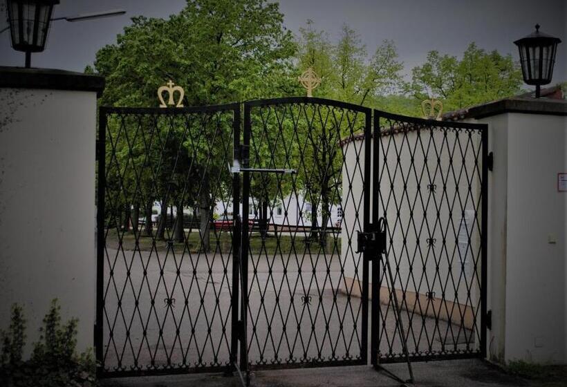 レジデンス Kloster Esthal