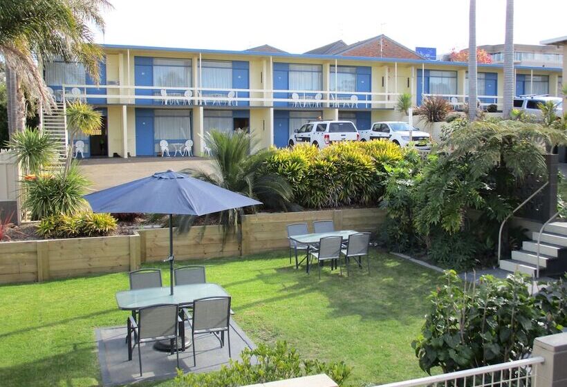 South Seas Motel