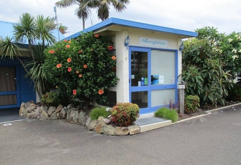 South Seas Motel