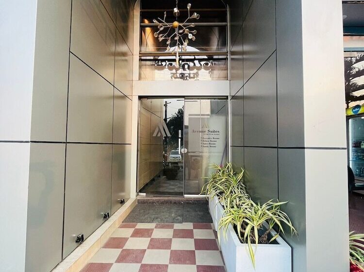 호텔 Avenue Suites