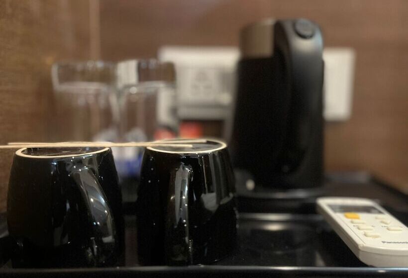 호텔 Avenue Suites