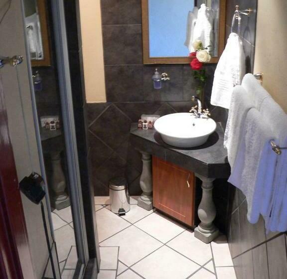 Bed and Breakfast Emoyeni Guest House