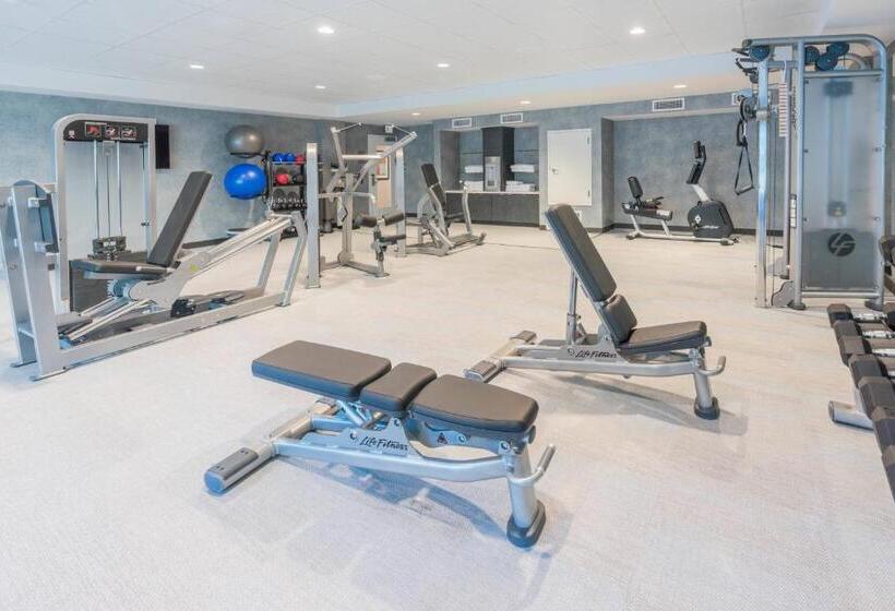 בית מלון כפרי Courtyard By Marriott Thousand Oaks Agoura Hills