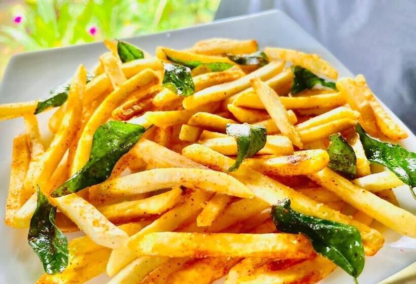 Sinharaja Tour Hostel