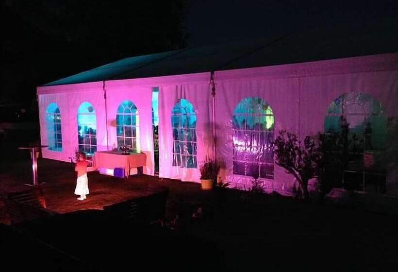 ホテル Auberge De La Durdent