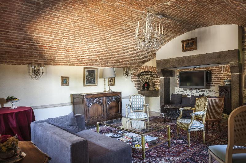 בית מלון כפרי Chateau D Apigne Rennes