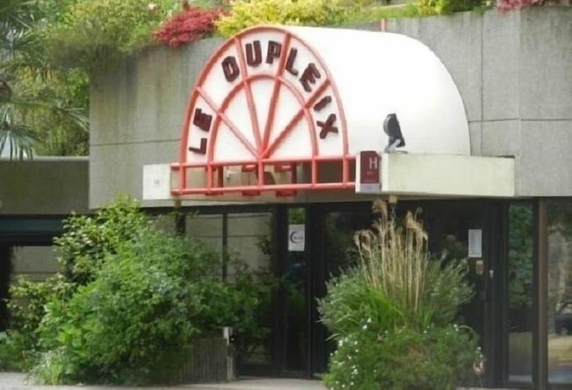 בית מלון כפרי Hôtel Dupleix   Hyper Centre   Parking Et Garage Gratuit