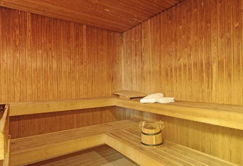 هتل Fuglsangcentret