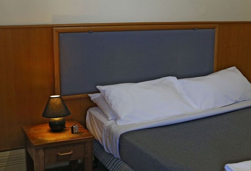 فندق Holiday Lodge