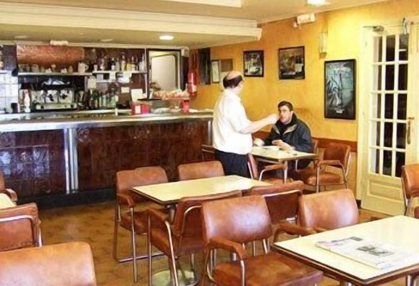 هتل Hostal Horizonte