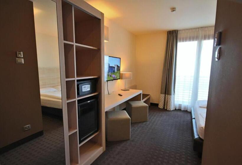 Le Blanc Hotel & Spa