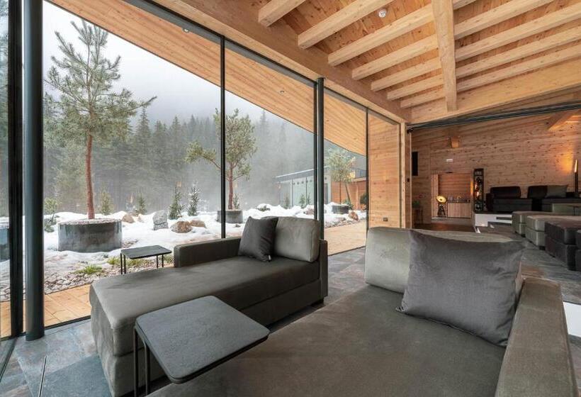 هتل Majon Miramonti