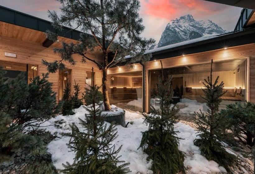 هتل Majon Miramonti