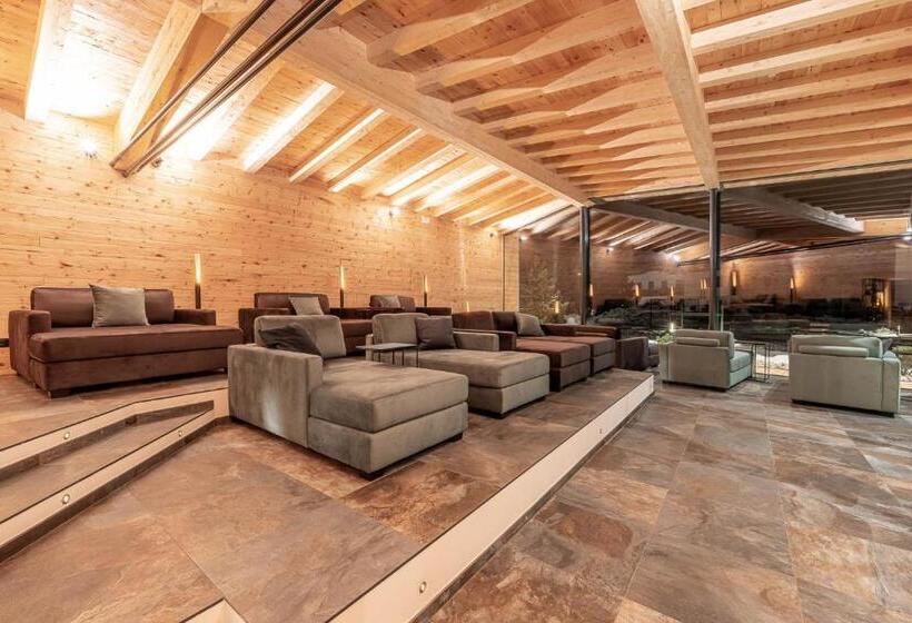 هتل Majon Miramonti