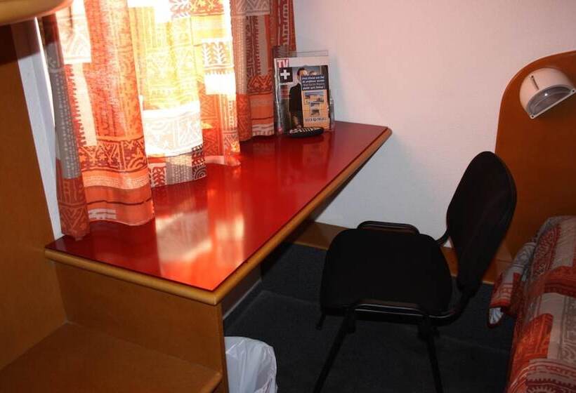 هتل Quick Palace St Jean De Vedas   A709