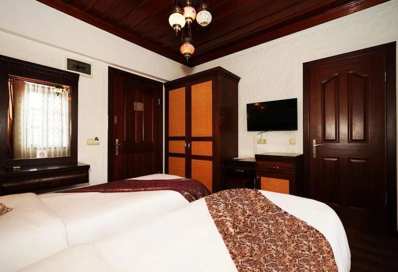 هتل Otantik Butik