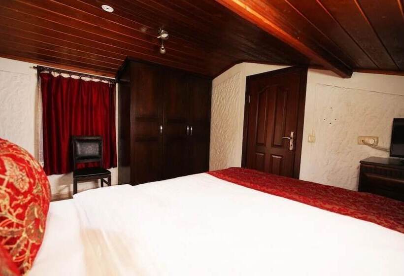 هتل Otantik Butik