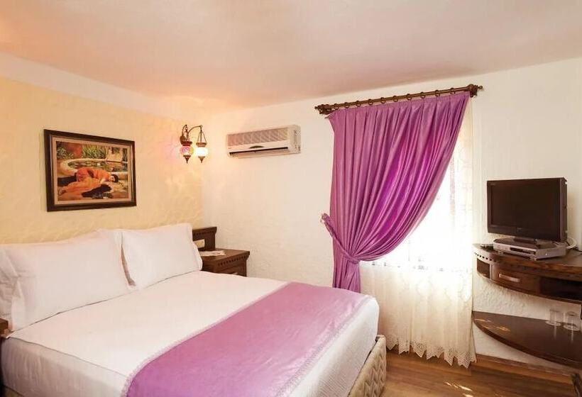 هتل Otantik Butik