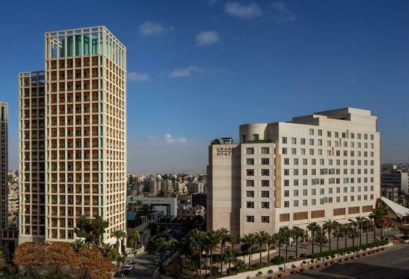 Grand Hyatt Amman Residences