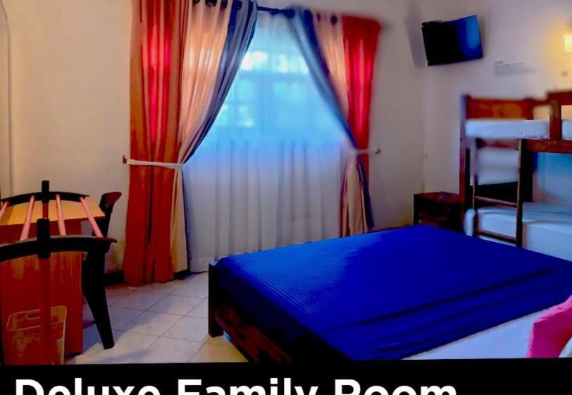 פנסיון Andorra Tourist Resort Anuradhapura