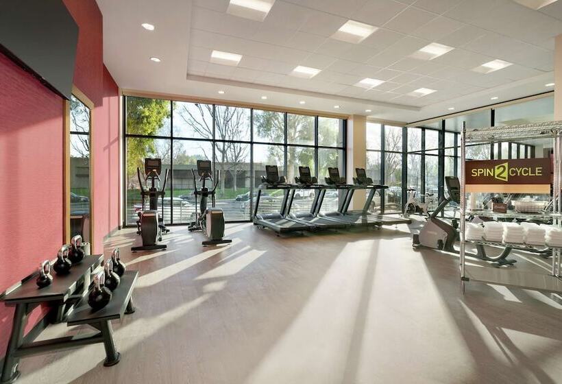 酒店 Home2 Suites By Hilton Woodland Hills