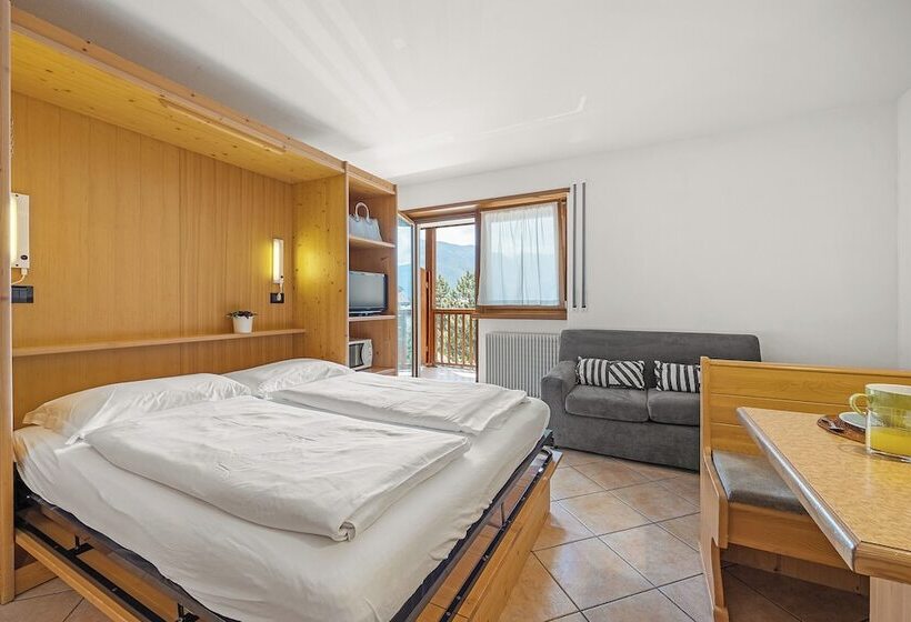 Aparthotel Majestic