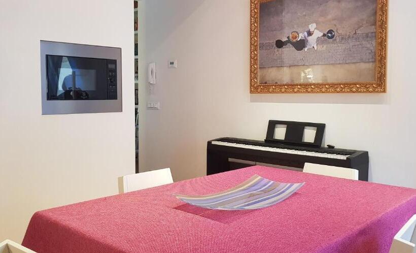 تختخواب و صبحانه Belmonte