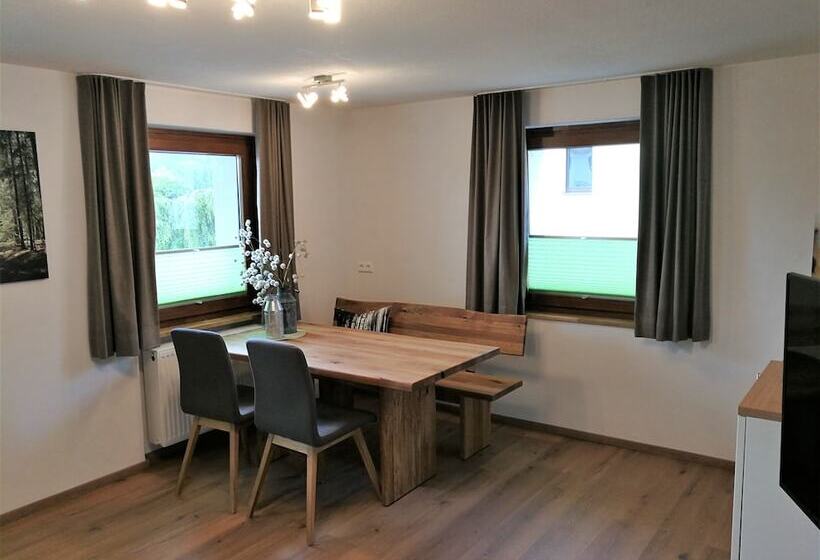 Bed and Breakfast Café Pension Feldbergblick