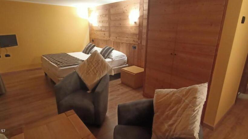 Chalet Alpina Hotel & Apartments