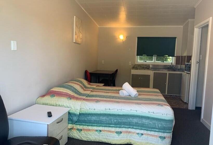 בית מלון כפרי Apple Motor Inn