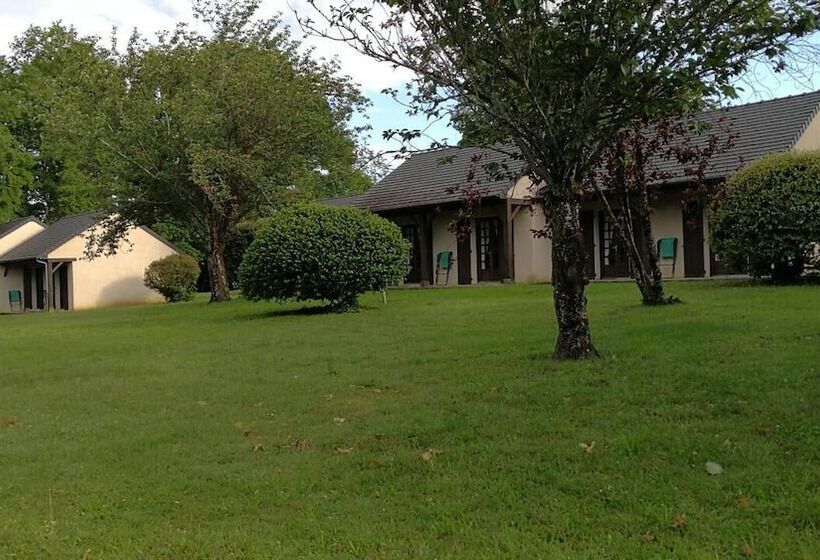 هتل Auberge De La Mandrie