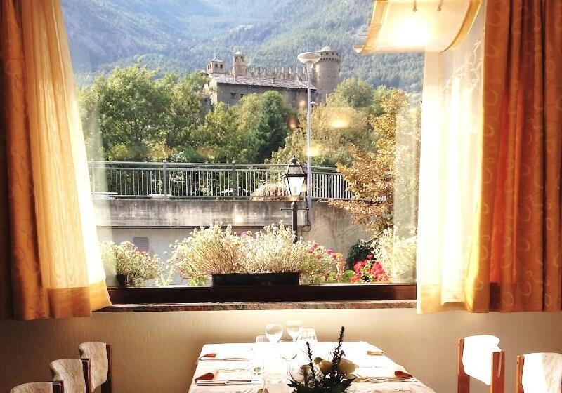 בית מלון כפרי Comtes De Challant Albergo Etico Valle D Aosta