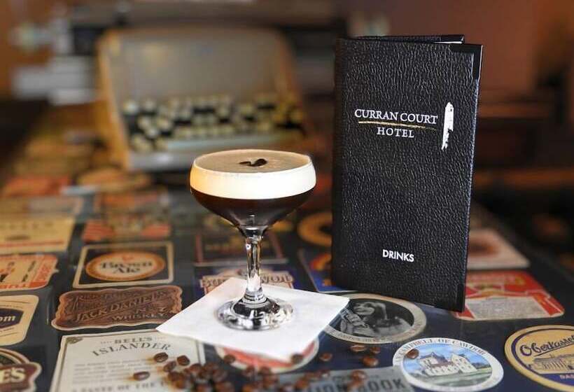 בית מלון כפרי Curran Court