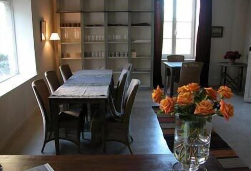 ホテル Hôtel De Mirmande