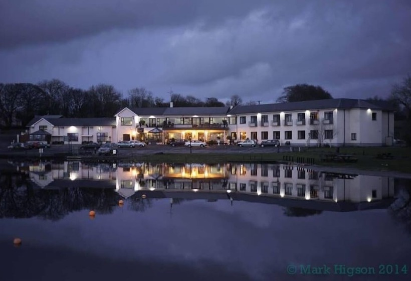 호텔 Lakeside Manor