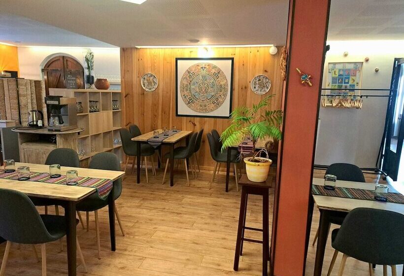 בית מלון כפרי Le Barriol