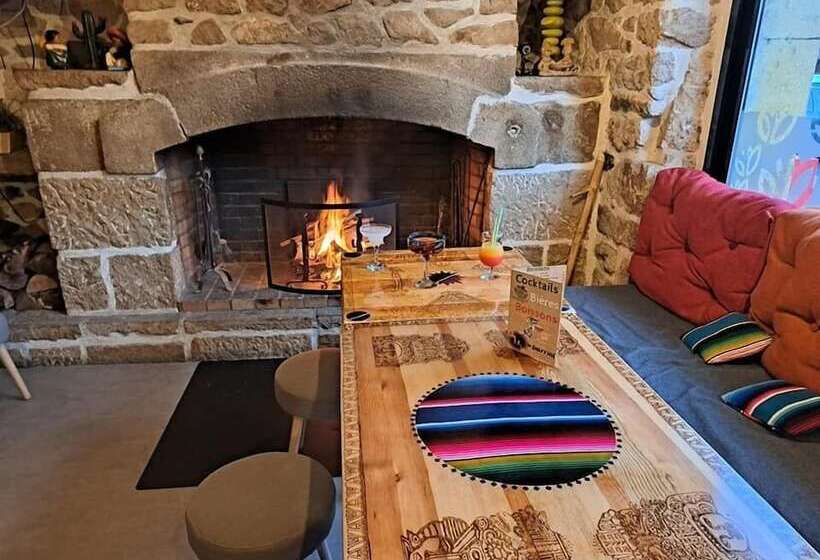 בית מלון כפרי Le Barriol