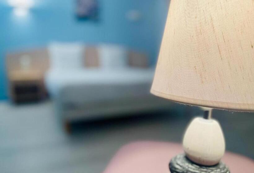 ホテル Les Demoiselles