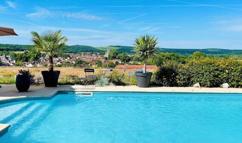 ホテル Les Demoiselles