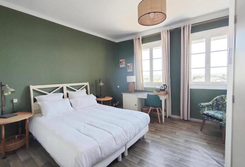 בית מלון כפרי L Art Des Mets By Côté Jardin