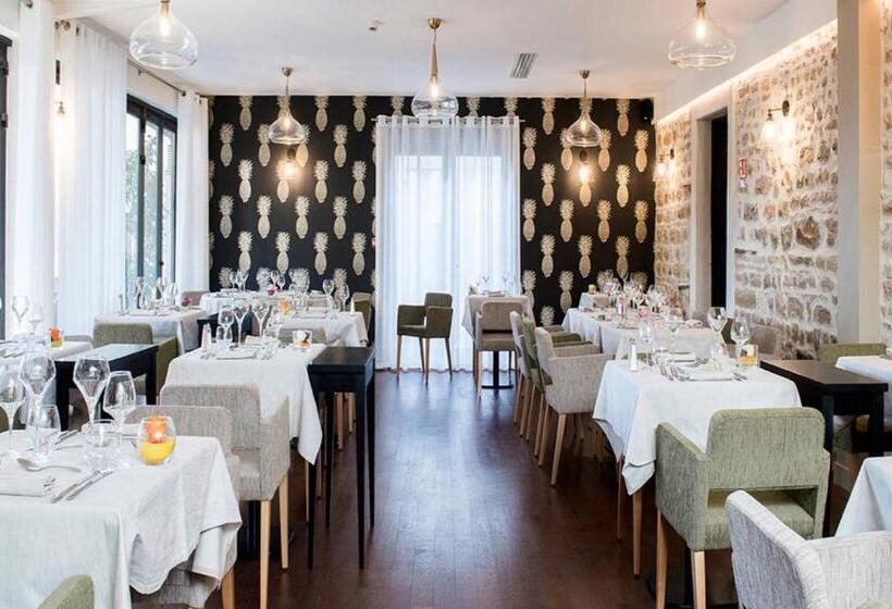 ホテル Logis Hôtel Tante Yvonne & Son Restaurant Semi Gastronomique   Lyon Nord